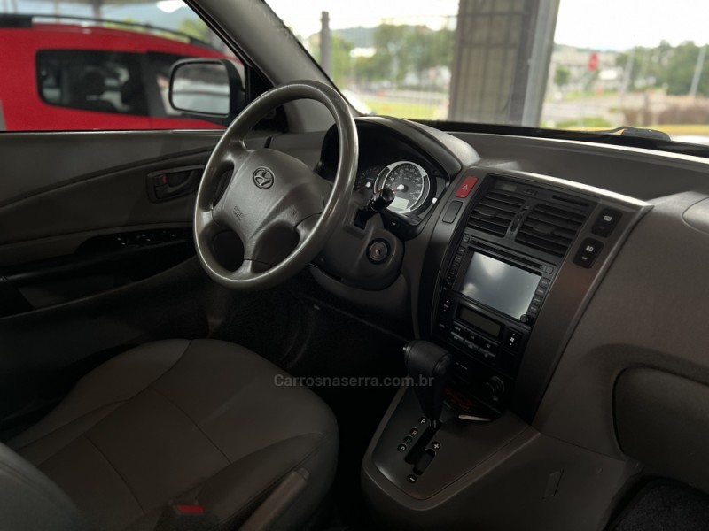 TUCSON 2.0 MPFI GLS 16V 143CV 2WD FLEX 4P AUTOMÁTICO - 2015 - BOM PRINCíPIO