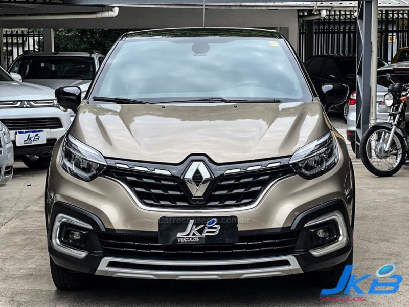 CAPTUR 1.3 ICONIC 16V TURBO FLEX 4P AUTOMÁTICO - 2022 - NOVO HAMBURGO