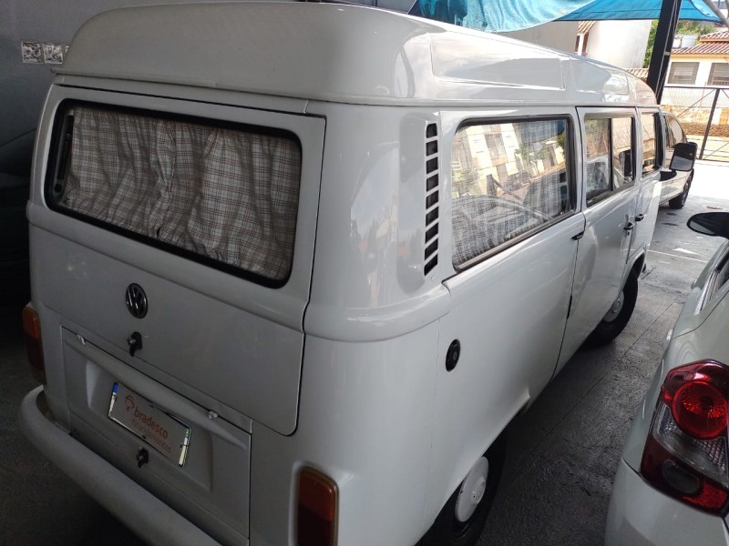 KOMBI 1.6 MI FURGÃO 8V GASOLINA 3P MANUAL - 2004 - ESTRELA