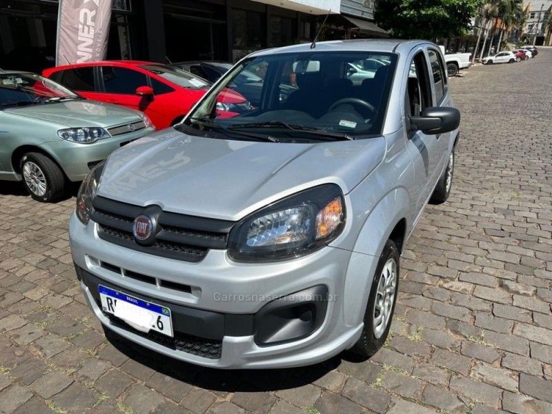 UNO 1.0 EVO ATTRACTIVE 8V FLEX 4P MANUAL - 2021 - LAJEADO