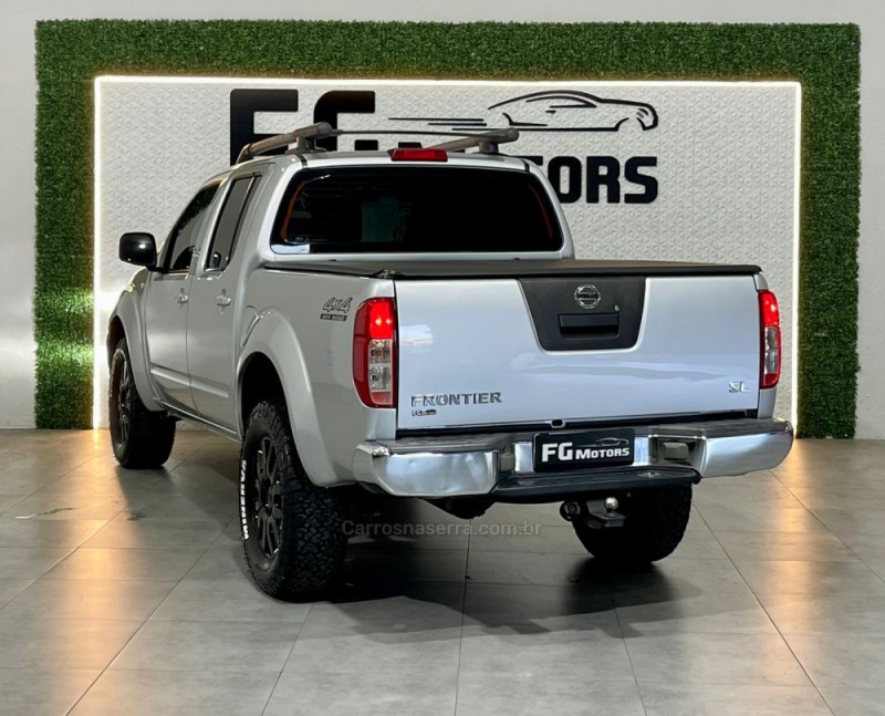 FRONTIER 2.5 SL 4X4 CD TURBO ELETRONIC DIESEL 4P AUTOMÁTICO - 2016 - NOVO HAMBURGO