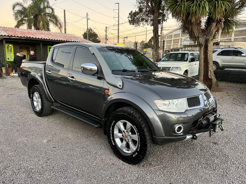 L200 TRITON 3.2 HPE 4X4 CD 16V TURBO INTERCOOLER DIESEL 4P AUTOMÁTICO - 2013 - CAXIAS DO SUL