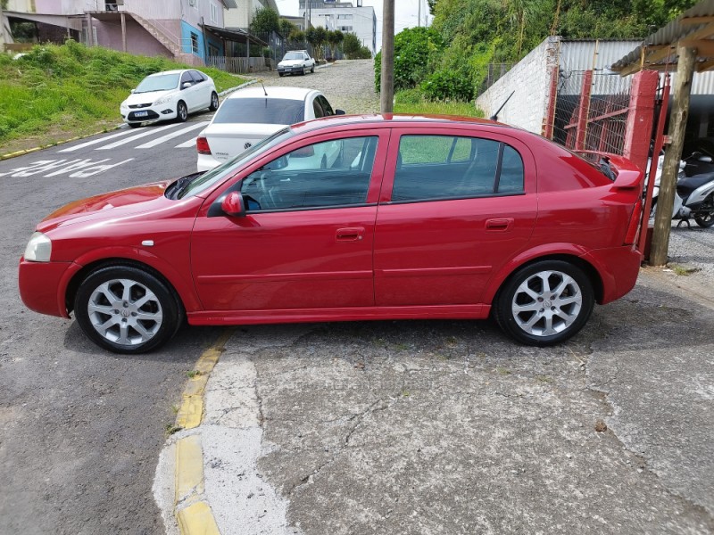 ASTRA 2.0 MPFI ADVANTAGE PLUS 8V FLEX 4P MANUAL - 2010 - FARROUPILHA