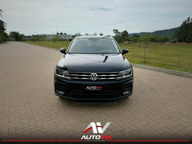 TIGUAN 1.4 ALLSPACE COMFORT 250 TSI FLEX 4P - 2018 - SAPIRANGA