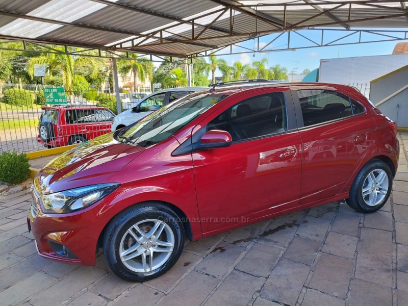 ONIX 1.4 MPFI LT 8V FLEX 4P MANUAL - 2018 - VERANóPOLIS