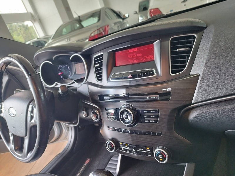 CADENZA 3.5 V6 24V GASOLINA 4P AUTOMÁTICO - 2013 - CAXIAS DO SUL