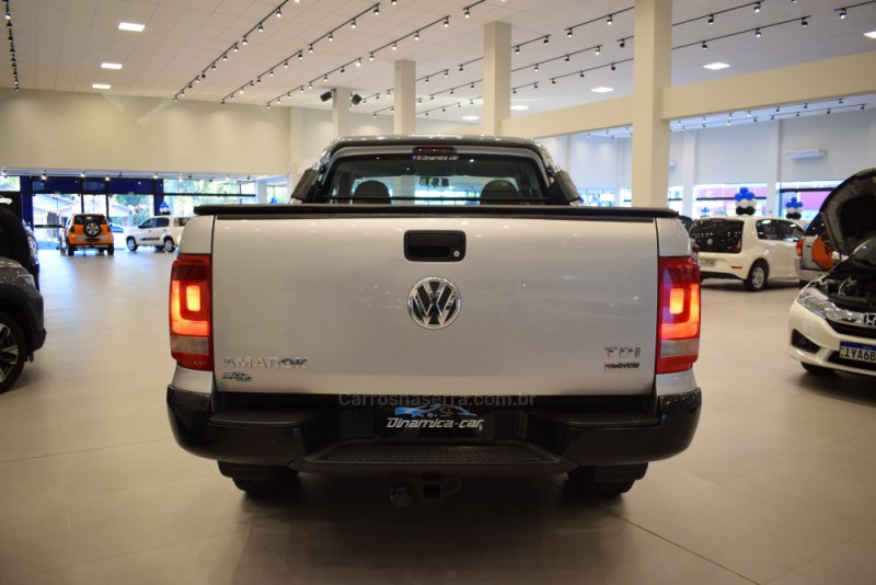 AMAROK 2.0 4X4 CS 16V TURBO INTERCOOLER DIESEL 2P MANUAL - 2013 - VENâNCIO AIRES