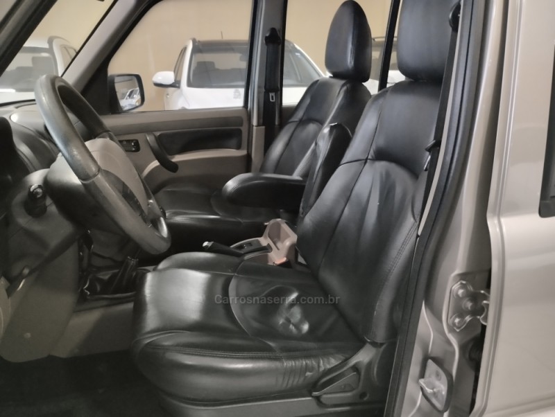 SUV 2.6 CRDE 8V 4X4 DIESEL 4P MANUAL - 2012 - NOVO HAMBURGO