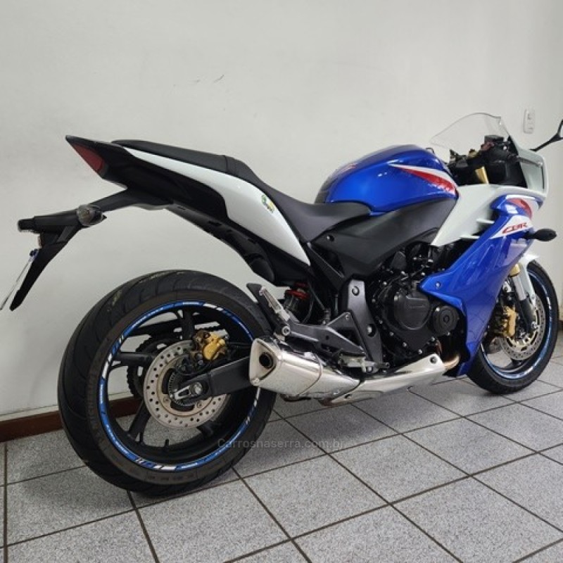 CBR 600F  - 2013 - FARROUPILHA