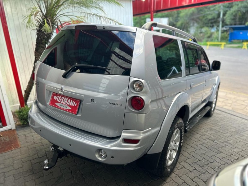 PAJERO SPORT 2.5 HPE 4X4 8V TURBO INTERCOOLER DIESEL 4P AUTOMÁTICO - 2010 - TRêS COROAS