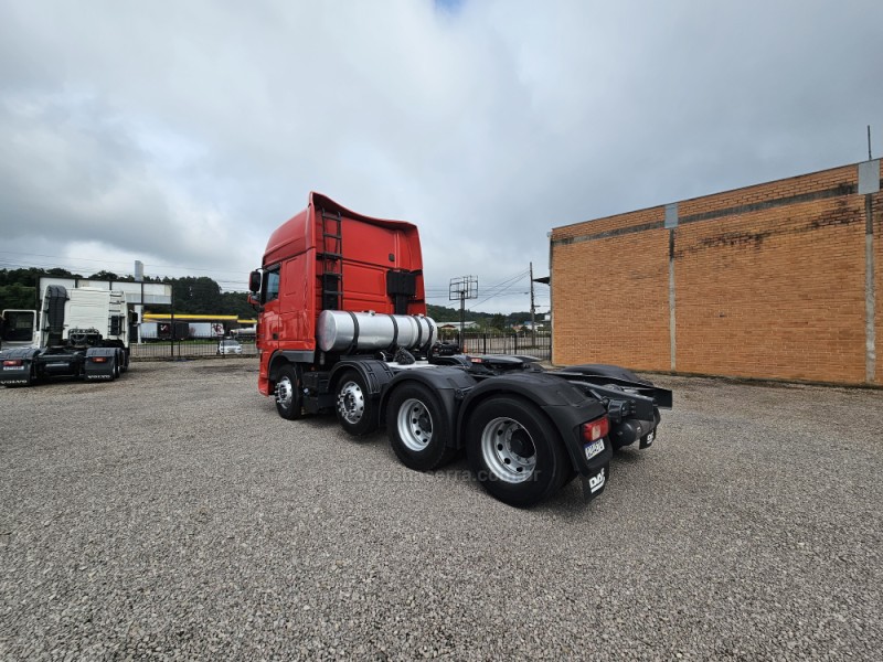 XF 105 DAF XF 105 FTS 460 8X2 - 2019 - FARROUPILHA