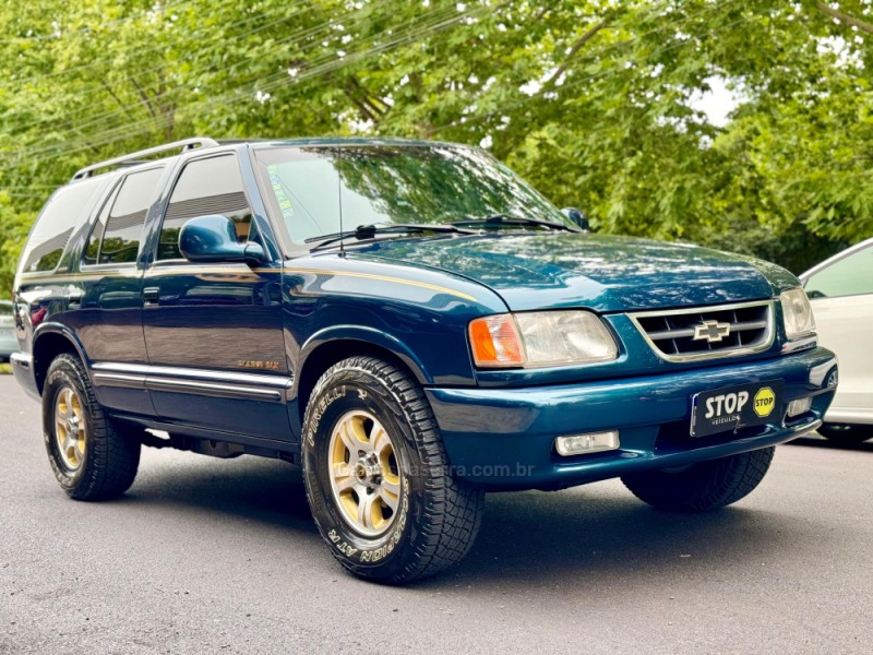 BLAZER 4.3 SFI DLX EXECUTIVE 4X2 V6 12V GASOLINA 4P AUTOMÁTICO - 1998 - DOIS IRMãOS