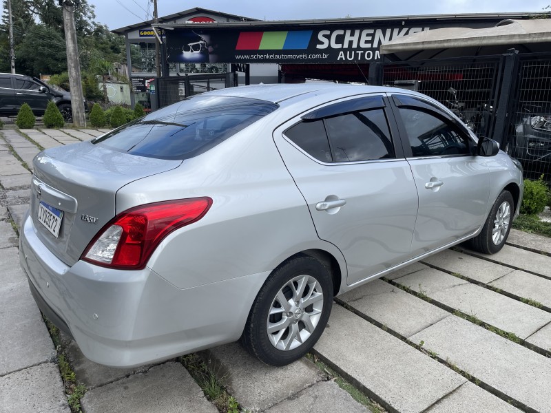 VERSA 1.6 16V FLEX SV 4P MANUAL - 2018 - NOVA PETRóPOLIS