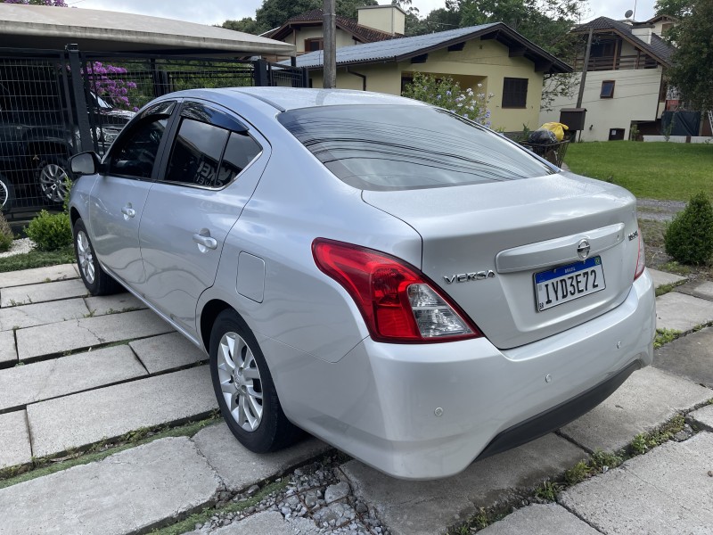 VERSA 1.6 16V FLEX SV 4P MANUAL - 2018 - NOVA PETRóPOLIS