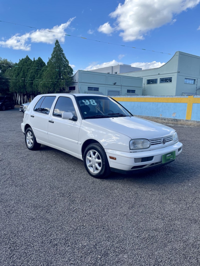 GOLF 2.0 MI 8V FLEX 4P MANUAL - 1998 - SAPIRANGA