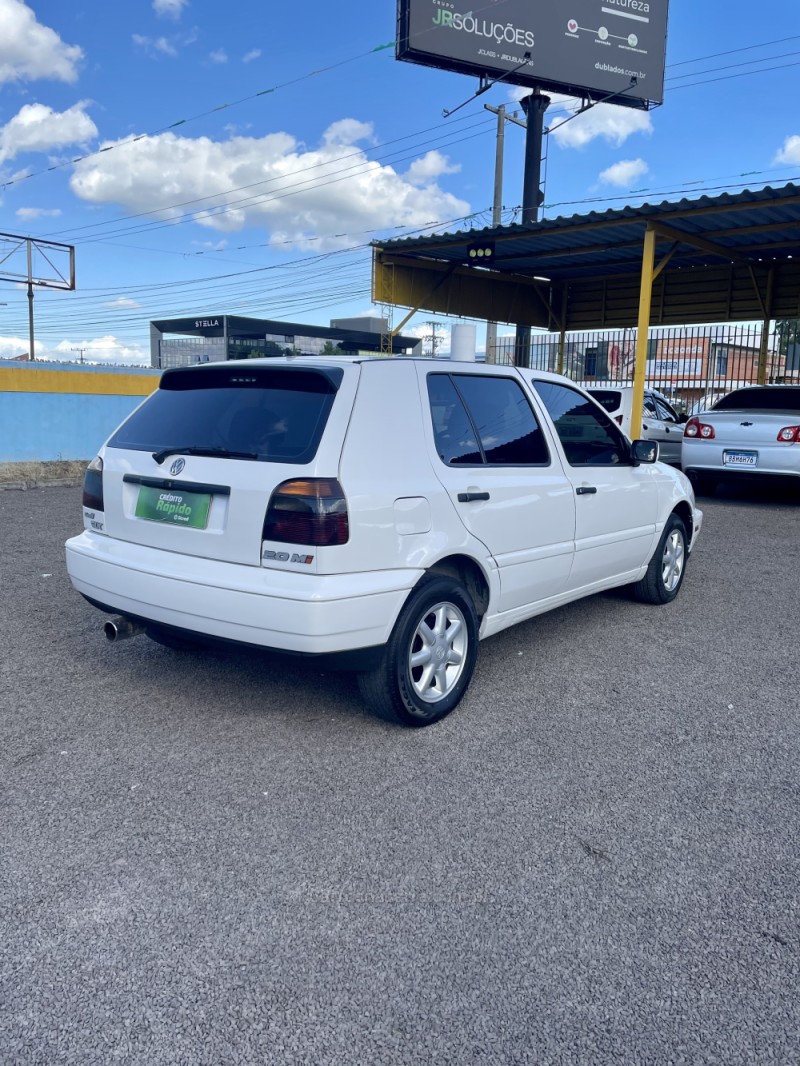 GOLF 2.0 MI 8V FLEX 4P MANUAL - 1998 - SAPIRANGA