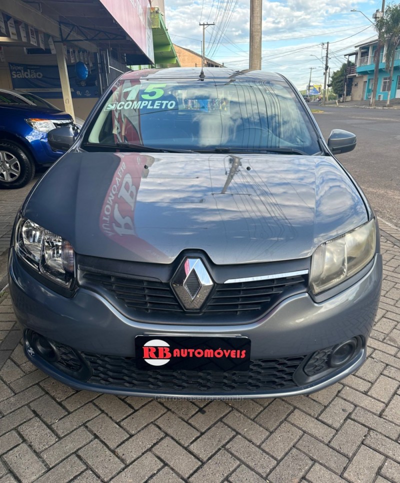 SANDERO 1.0 EXPRESSION 16V FLEX 4P MANUAL - 2015 - PAROBé