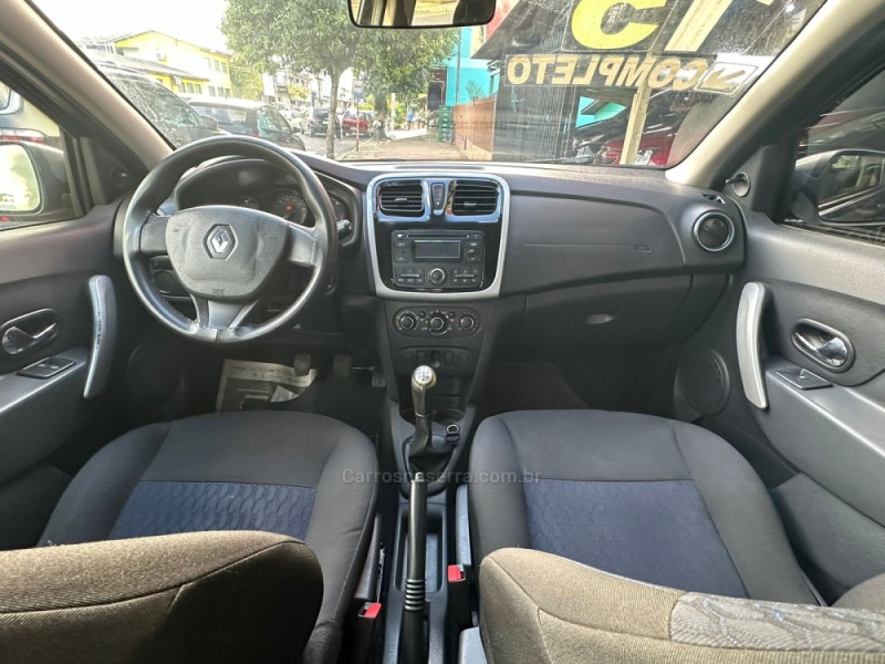 SANDERO 1.0 EXPRESSION 16V FLEX 4P MANUAL - 2015 - PAROBé