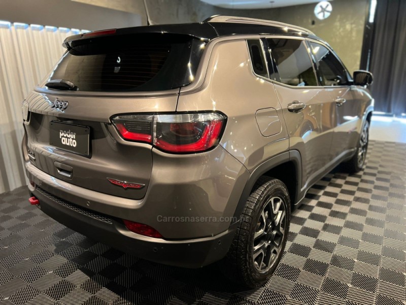 COMPASS 2.0 16V DIESEL TRAILHAWK 4X4 AUTOMÁTICO - 2019 - FARROUPILHA