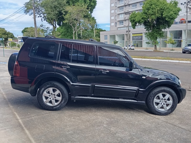 PAJERO FULL 3.2 GLS 4X4 16V TURBO INTERCOOLER DIESEL 4P AUTOMÁTICO - 2006 - NOVO HAMBURGO