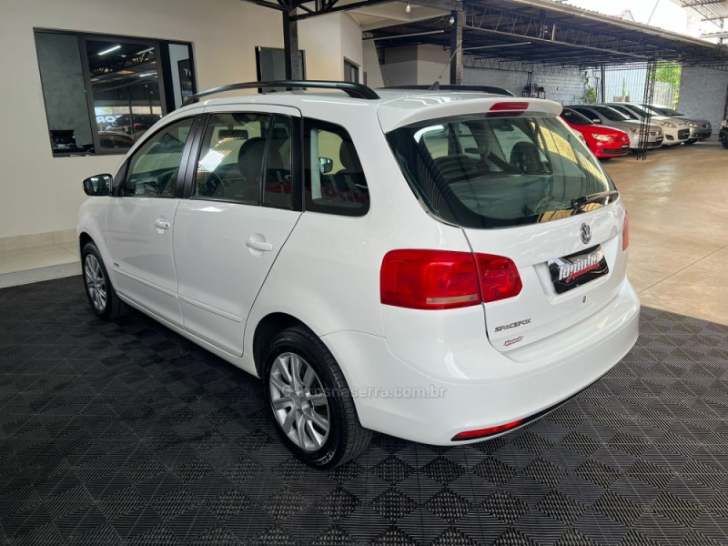 SPACEFOX 1.6 MI TREND 8V FLEX 4P MANUAL - 2014 - NOVO HAMBURGO