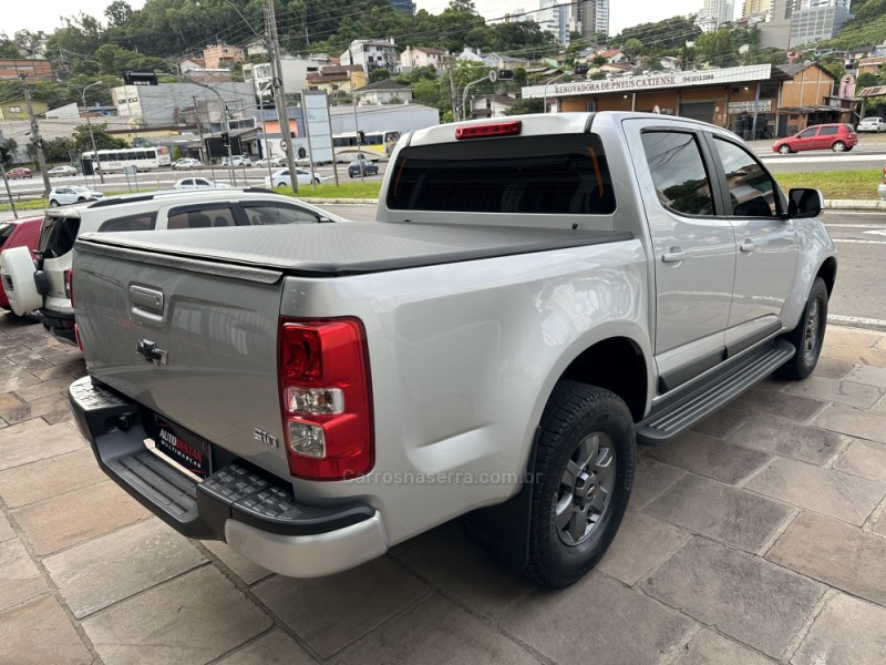 S10 2.4 MPFI ADVANTAGE 4X2 CD 8V FLEX 4P MANUAL - 2016 - CAXIAS DO SUL