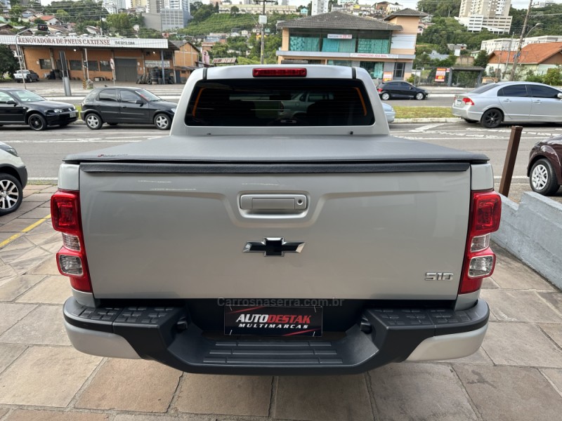 S10 2.4 MPFI ADVANTAGE 4X2 CD 8V FLEX 4P MANUAL - 2016 - CAXIAS DO SUL