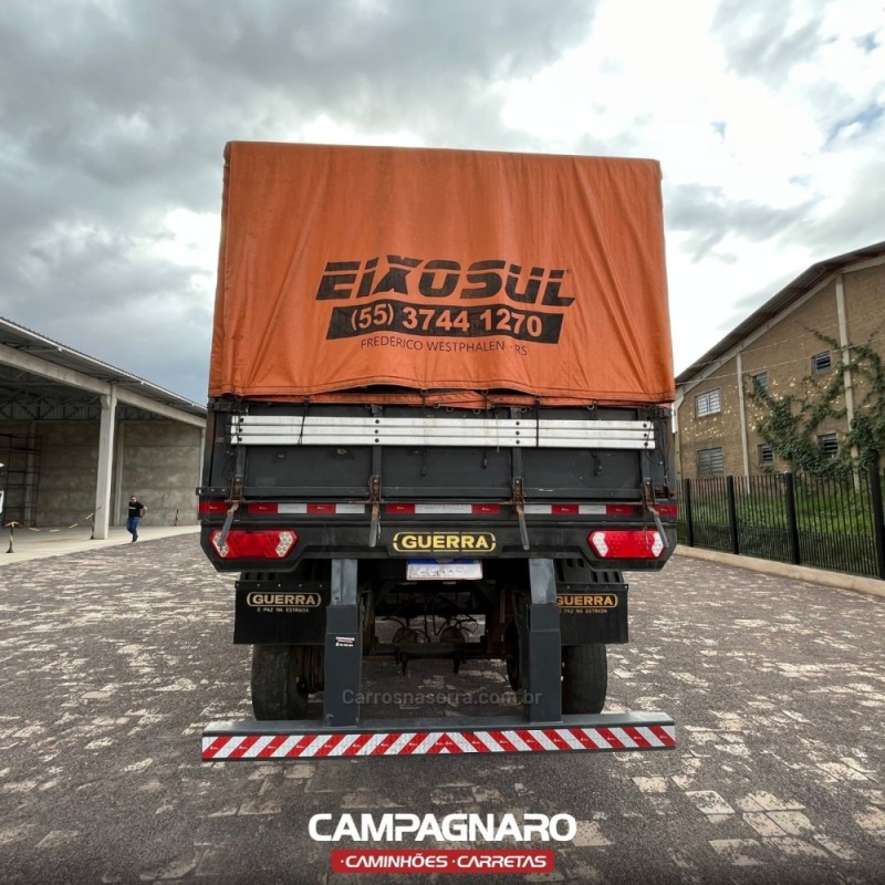 GRANELEIRO  - 2011 - VACARIA