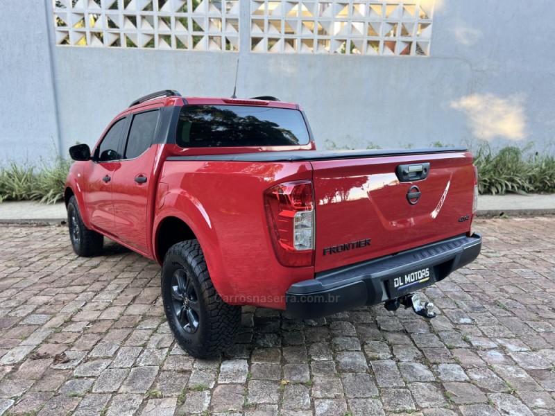 FRONTIER 2.3 ATTACK 4X4 CD BI-TURBO DIESEL 4P AUTOMÁTICO - 2021 - LAJEADO