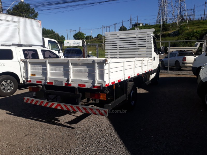 DAILY 35S14 CHASSI CABINE TURBO INTERCOOLER DIESEL 2P MANUAL - 2013 - FARROUPILHA