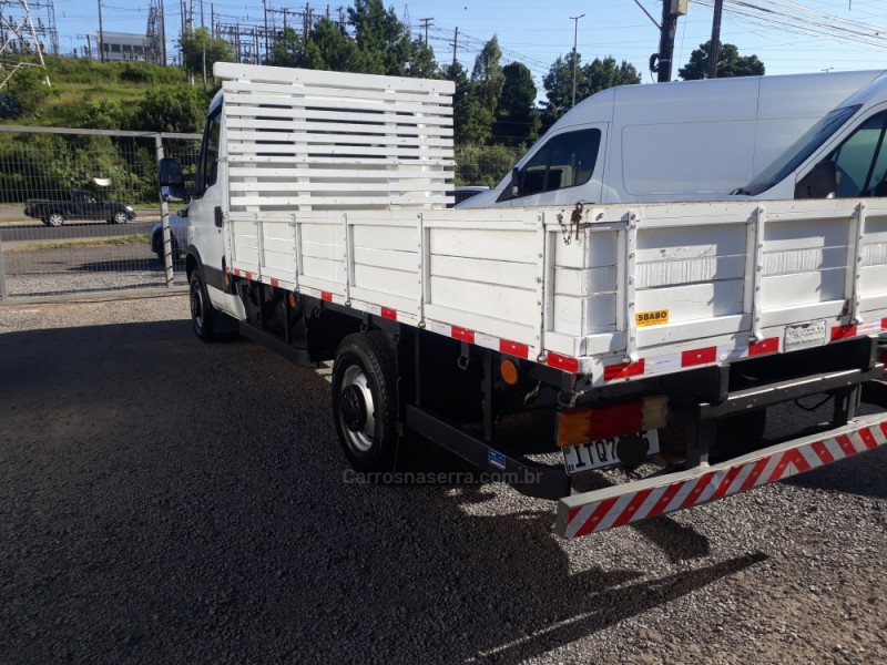 DAILY 35S14 CHASSI CABINE TURBO INTERCOOLER DIESEL 2P MANUAL - 2013 - FARROUPILHA