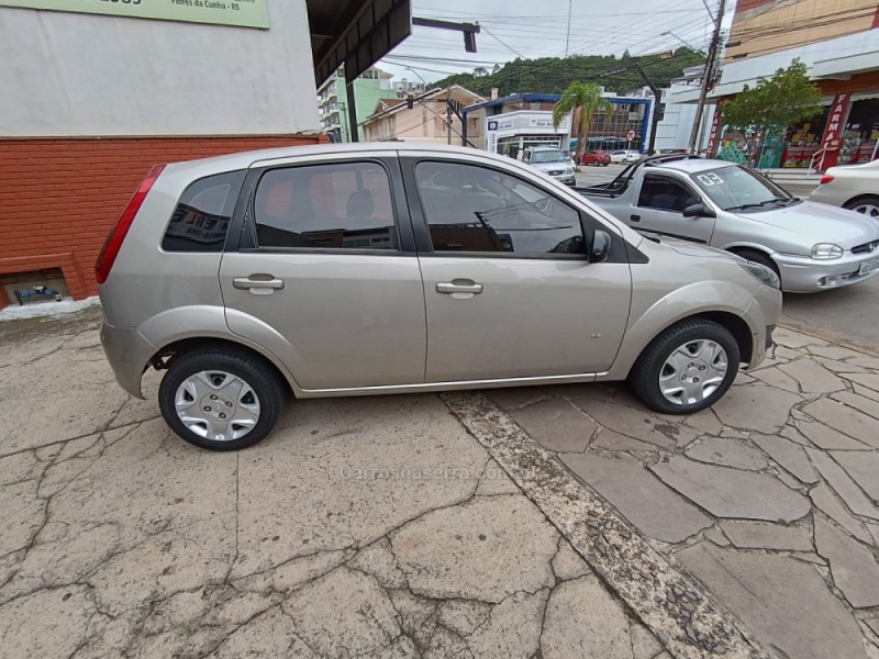 FIESTA 1.0 MPI HATCH 8V FLEX 4P MANUAL - 2014 - FLORES DA CUNHA